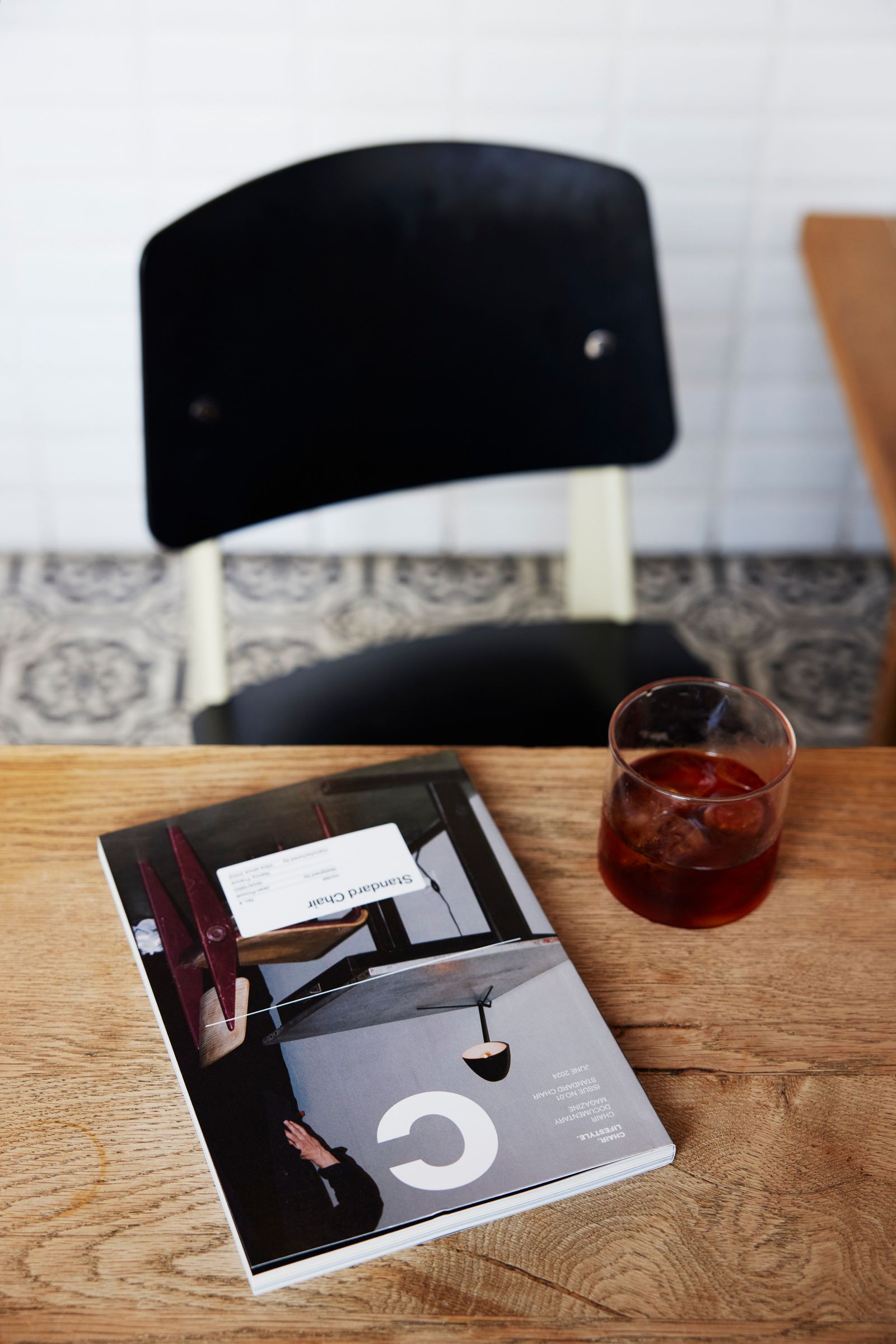 Standard Chair 이미지 2