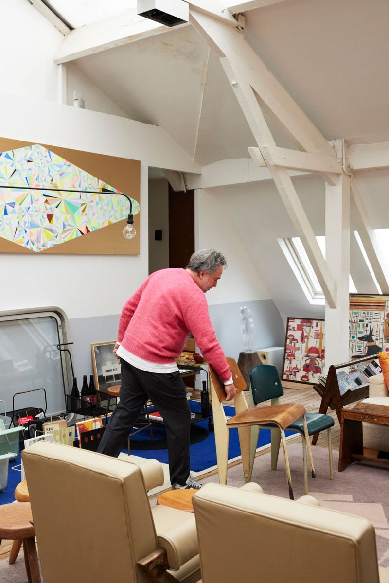 이미지에 대한 설명은 최대 2줄까지만 작성해주세요.